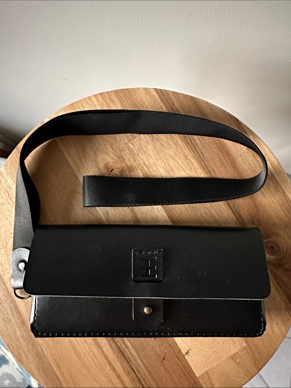 Capote Eyewear Glasses / Sunglasses Leather Case w/ Strap